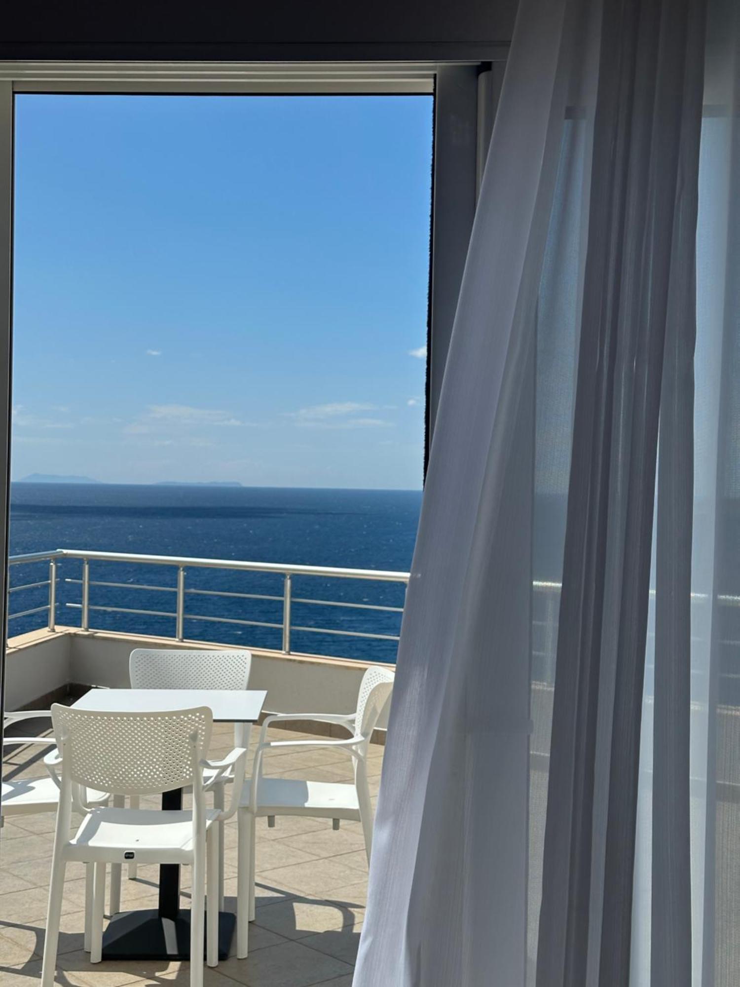 Bella Vista 4*